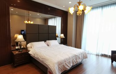 Apartment Pakubuwono View 2BR Fully Furnished (Middle Floor)